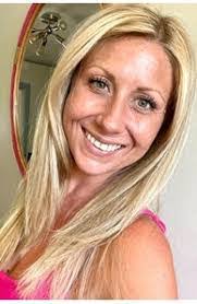 Karen Grzybowski's Instagram, Twitter & Facebook