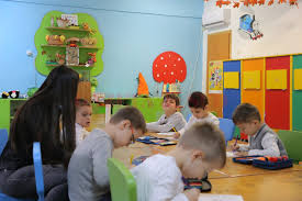 Pedagogul, plătit mai prost decât șoferul. Cat Au Ajuns Salariile Profesorilor Din Scoli Si GrÄƒdiniÅ£e Gazeta De Sud