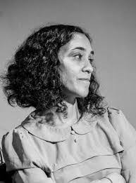 Celia Heller's Instagram, Twitter & Facebook