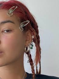 Melissa McCloskey (weirdgirlvibes)