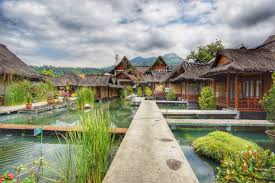 Penginapan di cipanas garut ada hotel tirtagangga dengan kolam renang air panasnya. Review Kampung Sumber Alam Cipanas Garut Pergidulu Com