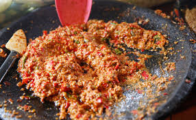 Pertama rendam bawang merah, cabai rawit merah dan cabai rawit hijau, supaya lebih bersih, segar, dan warnanya akan lebih keluar. Cara Buat Sambal Pak Gebus Resep Sambal Ayam Geprek Bawang Masak Sedap Umi Cara Buat Sambal Gepuk Subscribe Dan Like Video Semoga Panjang Umur Dan Murah Rezeki Selalu Furniture Table
