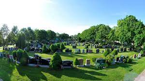 The Grounds Of St John S Dixie Cemetery Located In The City Of Mississauga At The Intersection Of Dundas And Cawthra Cemetery Cemeteries Mississauga