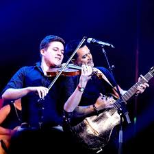 Profile for Vicente Mora