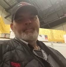 Joanna Vann's Instagram, Twitter & Facebook