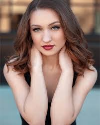 Candice Fletcher's Instagram, Twitter & Facebook