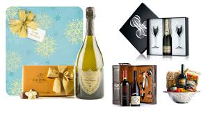 We have carefully handpicked all our favourite champagne christmas gifts for christmas 2014. Top 10 Wine And Champagne Gifts For The Holidays Realtor Holiday Gifts Realestateclientgifts Com