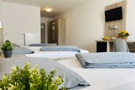 Wir kaufen häuser, reihenhäuser, wohnungen, grundstücke und. Monteurzimmer In Markt Indersdorf Ab 8 33 Nacht