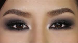 clic smokey eye makeup tutorial