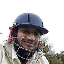 Deep Jokhakar's Instagram, Twitter & Facebook