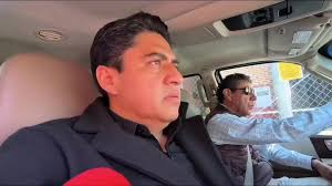 📹 El secretario de Gobernación en #Cuautlancingo, Emmanuel Cortés ,  informó que se ofreció todo el apoyo a la familia de la pequeña Génesis,  quien fue hallada sin vida el día de ayer en una vecindad., ...