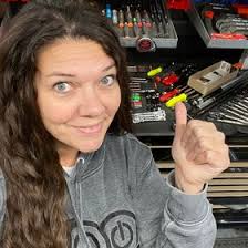 Amanda Dawn Bryan (ADBryan21)