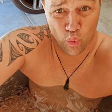 Damian Lloyd (@damian.lloyd) • Facebook