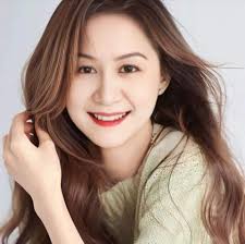 Tan Huey Yee (@tan.hueyyee.1) • Facebook