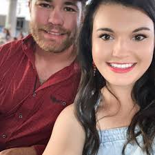 Kim Sapp and Tyler Bragg's Wedding Website