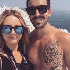 Sally Light (@Sallyboeballyy)