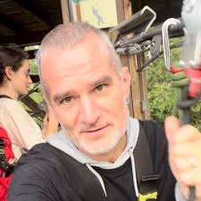 Dan Parkinson (@danparkinson77)