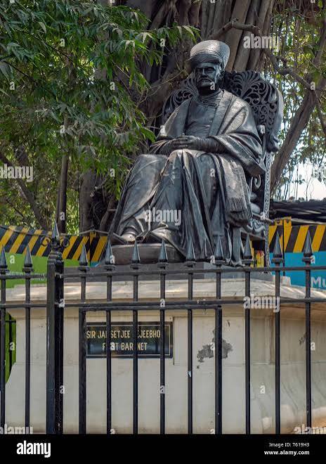 15-Apr-2019-statue of Sir Jamsetjee Jejeebhoy, 1st Baronet Jejeebhoy of Bombay near oval maidan-MUMBAI maharashtra INDIA Stock Photo - Alamy
