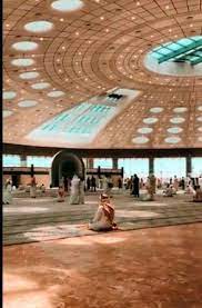 يُعد مسجد جامعة تبوك في السعودية تحفة فنية ومعمارية بكل ما للكلمة من معنى، وذلك لأن المسجد اعتمد بناءه على. Ø£ÙƒØ¨Ø± Ù‚Ø¨Ø© Ø¨Ø§Ù„Ø´Ø±Ù‚ Ø§Ù„Ø£ÙˆØ³Ø· Ø§ÙØªØªØ§Ø­ Ø¬Ø§Ù…Ø¹ ÙÙ‰ ØªØ¨ÙˆÙƒ Ø¨Ø¯ÙˆÙ† Ø£Ø¹Ù…Ø¯Ø© Ø¹Ù„Ù‰ Ù…Ø³Ø§Ø­Ø© 7100Ù…ØªØ± Ø§Ù„ÙŠÙˆÙ… Ø§Ù„Ø³Ø§Ø¨Ø¹