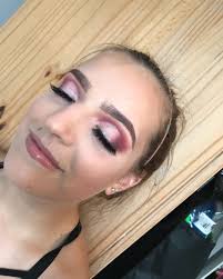 Daisy Roberts Makeup