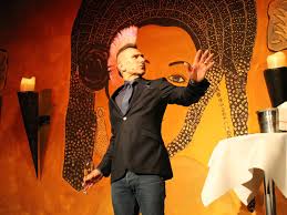 Der satiriker ist frisch verheiratet. Satire Punk Andreas Thiel Begeisterte Restlos Hongger Ch
