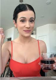 Marcie May's Instagram, Twitter & Facebook