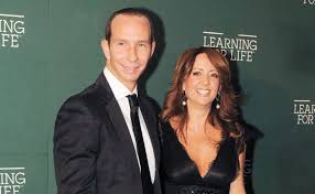 Rubín has made several television appearances as an actor over the course of his career,5 including small roles in telenovelas lazos de amor (1995) and rebelde (2004), in which he also sang the title theme song. Andrea Legarreta Erik Rubin Y Sus Fantasias Sexuales