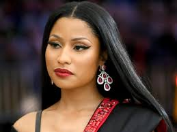 جدل سعودي بالتزامن مع حضور نيكي ميناج لإحياء حفل ا في جدة صور