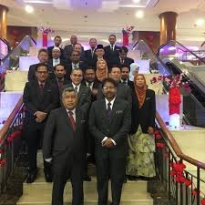 Of course, i didn't shoot in the building but i was amazed at how beautiful. Jabatan Perhubungan Perusahaan Malaysia Kementerian Sumber Manusia