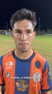 En la noche del miércoles en Foz do Iguaçu, el equipo de  @barrioobreroiguazu.fc se metió en la final de la Copa Furia Jovem de  Futsal. Tras empatar 2-2 con Predador, fueron a