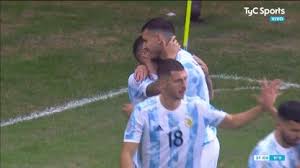Un tipo que crea buen ambiente en el vestuario y eso se nota adentro de la cancha, donde está jugando a gran nivel. Papu Gomez Titular Ante Bolivia En La Copa America Su Historia En La Seleccion Argentina Tyc Sports