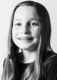 Caitlin Heavey's Instagram, Twitter & Facebook