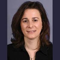 Julie Moy's Instagram, Twitter & Facebook