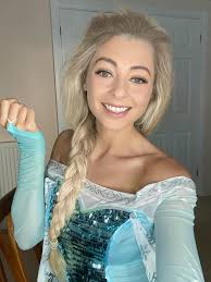 I haven't done this in about 3 years but when @daisymaycooper daughter  needs help from Elsa