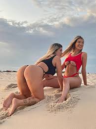 Debora Peixoto on X: Eu e minha amiga gostosaaaa! Que saudadeeee 🔥🔥🔥  @REED_cht Conteúdos de nós duas juntinhas aquiii 👇🏻  t.cohiFRtUWfPt t.co6bqgjWdQVf  X