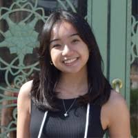 Leslie Doan's Instagram, Twitter & Facebook