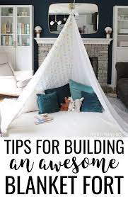 How To Make An Amazing Blanket Fort Blanket Fort Cooling Blanket Living Room Fort
