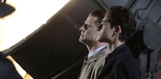 Tout le monde connaît le commissaire gordon, adversaire redouté de la pègre de gotham city, un homme dont la réputation rime avec la loi et l'ordre. Gotham Saison 6 Une Suite Prevue Quelle Date De Sortie Netflix