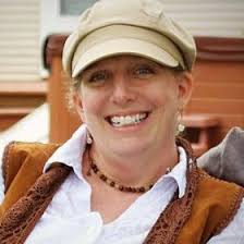 Anne Elliott (torahanneelliott)