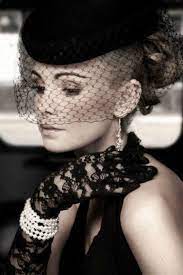 The Four Types Of Classic Women The Glamorous Housewife Beautiful Hats Women Hats Vintage