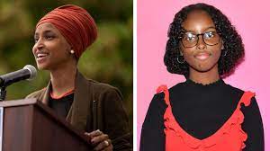 Ilhan omar, yemin törenine katılmasıyla birlikte abd kongresindeki başörtüsü giyen ilk kişi olarak 182 yıllık yasağı kaldırdı. The 10 Best Tiktoks Of Isra Hirsi And Her Mom Ilhan Omar Teen Vogue