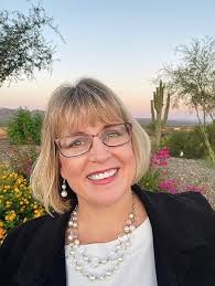 How to Dominate a Neighborhood with Real Estate Farming: Mistrot, Karen:  9781983712142: Amazon.com: Books