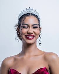 Jasmine Jean's Instagram, Twitter & Facebook