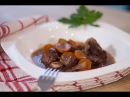 recette de daube de sanglier au vin rouge recettes de cuisine daube de sanglier recette gibier