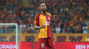 The official facebook page of steven nzonzi, french professional football player. Galatasaray Schmeisst Steven Nzonzi Raus Vorzeitiges Ende Der Roma Leihe Goal Com