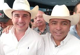 El día de hoy, nuestro líder CNCista y presidente del Módulo #9 Carlos  Esparza estuvo presente en la firma de convenio que tiene como proyecto la  tecnificación en el distrito de riego