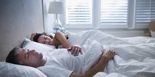 Wir verraten ihnen die besten tipps, wie sie ihm den kopf verdrehen. Nicht Unbedingt Sex Das Machen Gluckliche Paare Vor Dem Schlafengehen Kolnische Rundschau