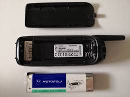 Motorola m3288 (2 identična telefona ...