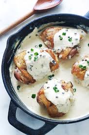 Cuisses De Poulet Sauce Au Poivre Vert Sauce Cremeuse Recette Plat Sans Viande Cuisses De Poulet Sauce Poivre Vert
