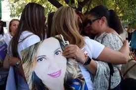 Acusa familia de Abril: revictimizan a sus hijos